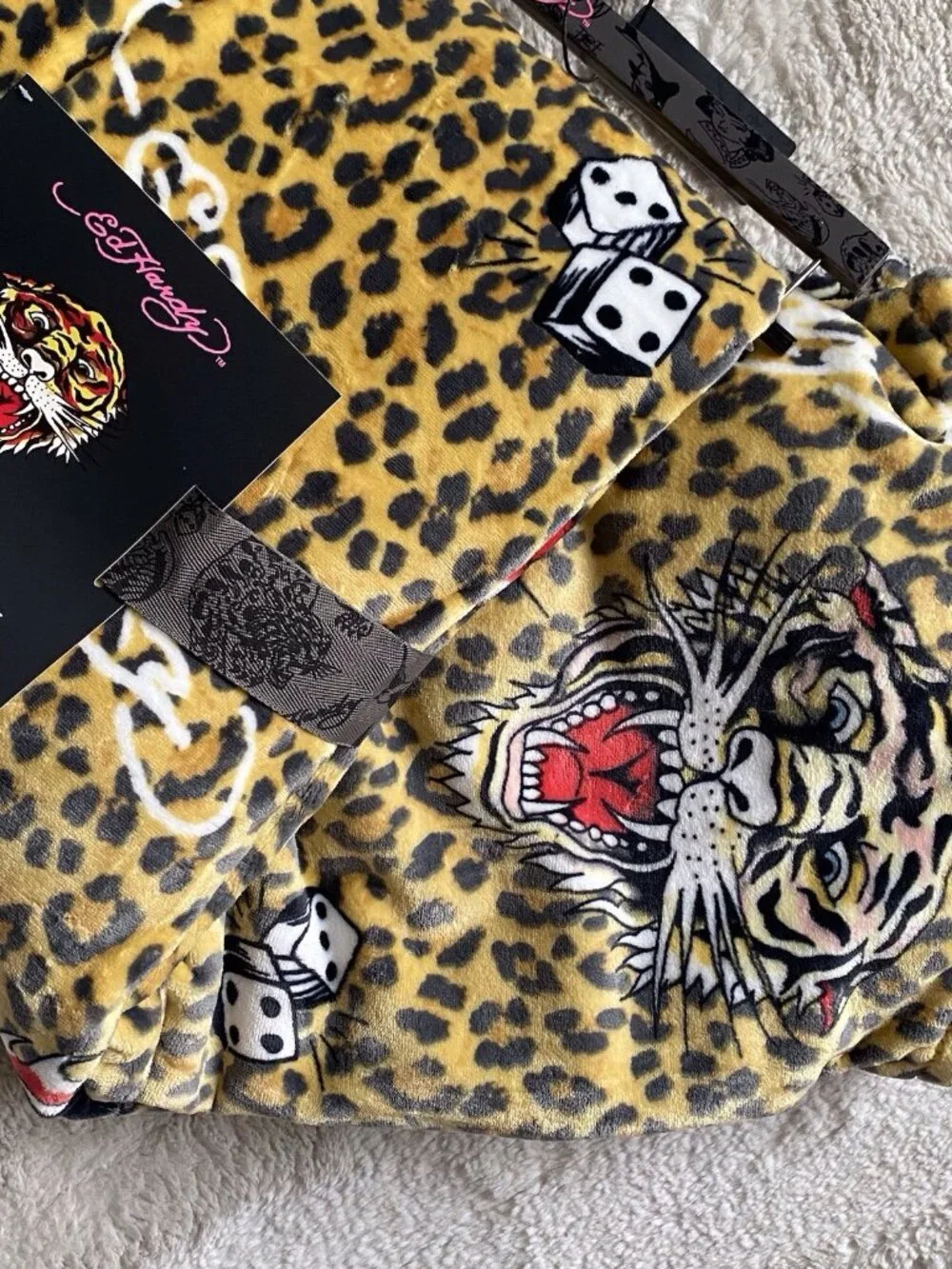 Ed Hardy Animal‎ Print Plush Oversized Throw Blanket Tiger Heart  Bird Dice NEW